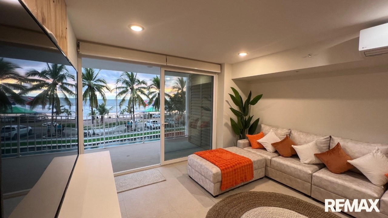 The Pacific Point 202 Oceanfront 3-bedroom