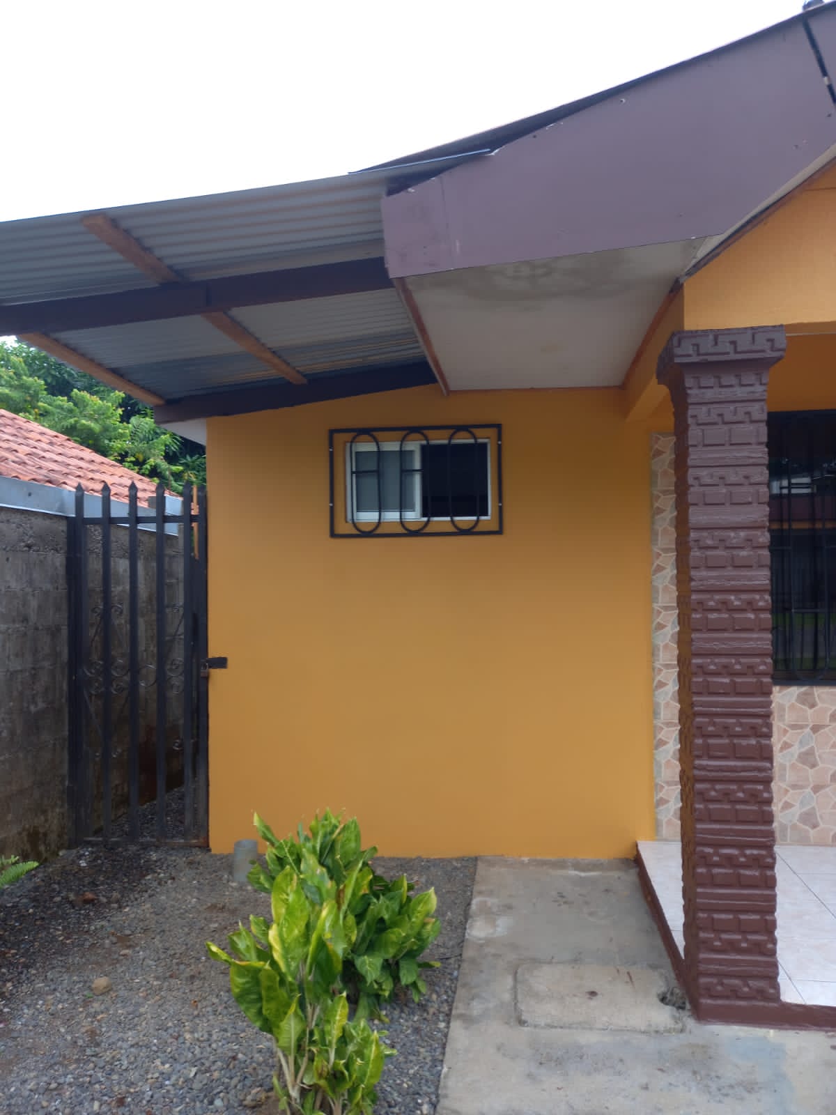 Multi-Family Income-Producing Beach Property – Playa Jaco