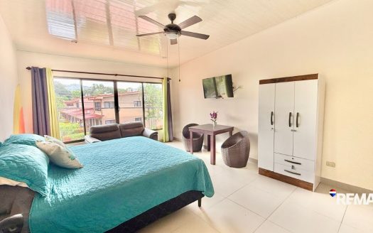 Central Jaco Beach Home