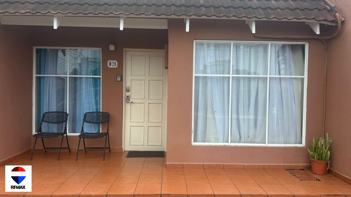 1-Unit Condo Just Steps from Jaco Beach / VILLAS PARADISE