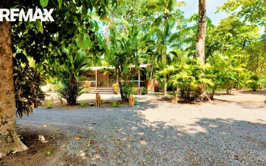 Oceanfront Luxury Estate for Sale in Playa Zancudo, Costa Rica