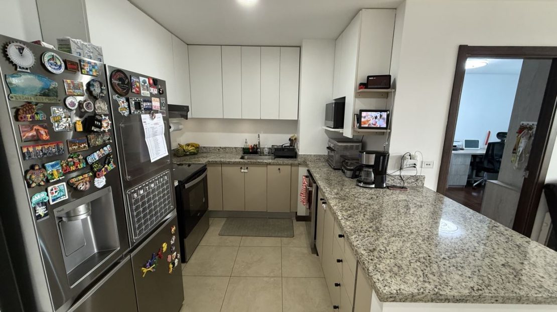 Amazing Apartment For Sale in Torres Paseo Colón