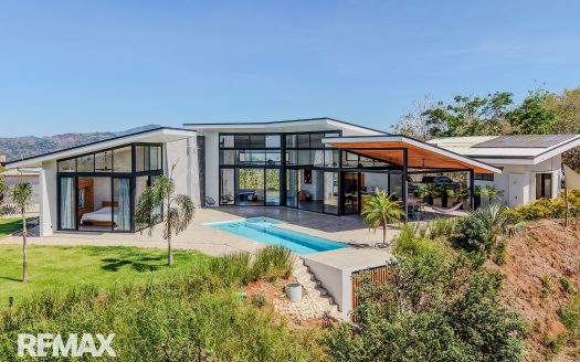 Ocean-View Luxury Villa for Sale in Santo Domingo