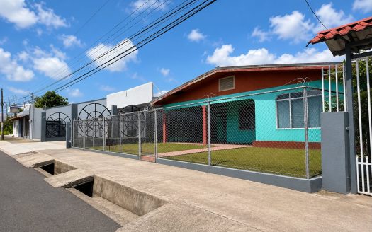 Commercial & Residential Lot for Sale – Downtown Orotina, Costa Rica
