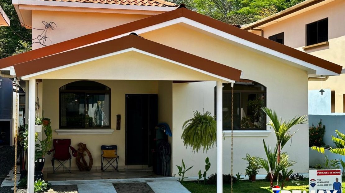 Parrita>Esterillos For Sale 103933 | RE/MAX Costa Rica Real Estate