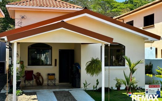 Parrita>Esterillos For Sale 103933 | RE/MAX Costa Rica Real Estate