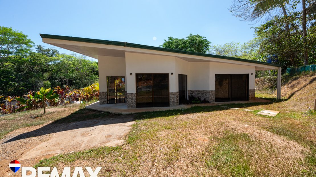 Parrita>Esterillos For Sale 106826 | RE/MAX Costa Rica Real Estate