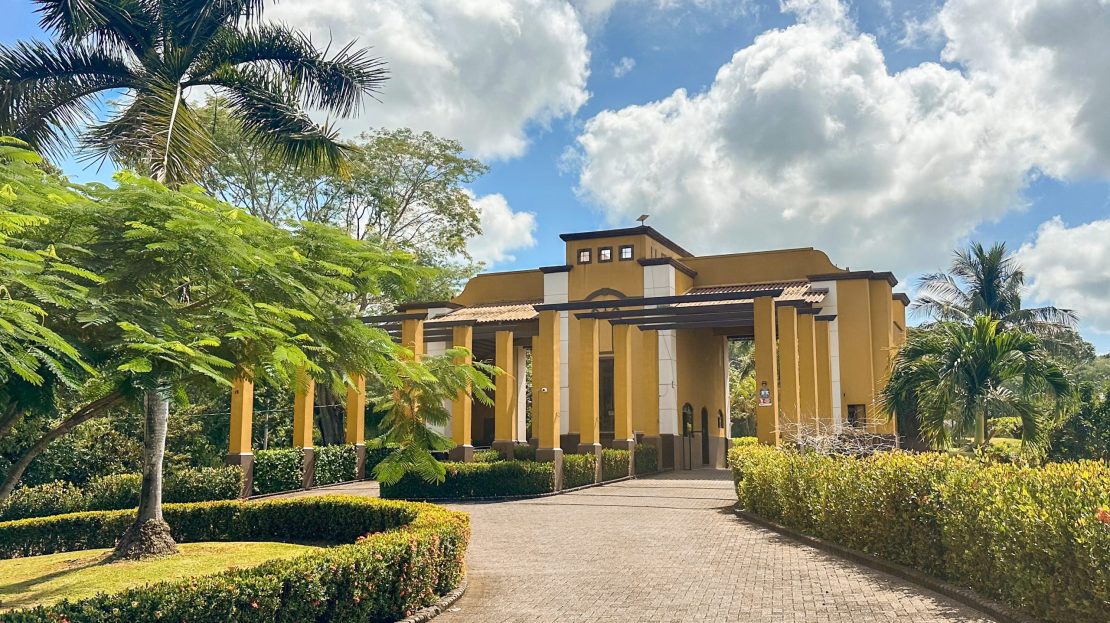 Parrita>Esterillos For Sale 97480 | RE/MAX Costa Rica Real Estate