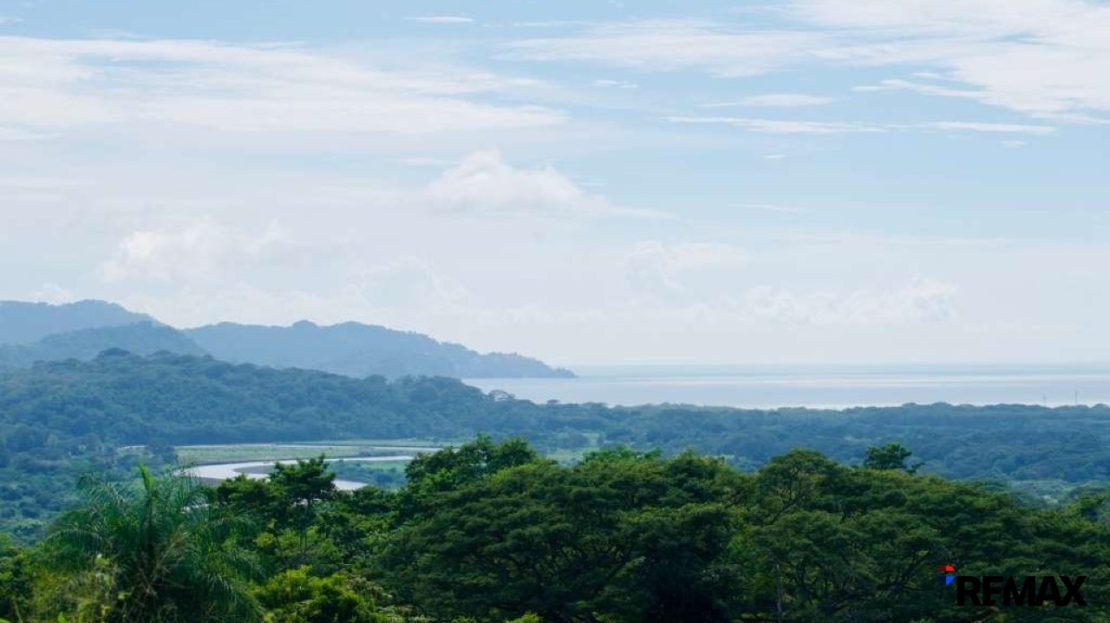 Tárcoles For Sale 103075 | RE/MAX Costa Rica Real Estate