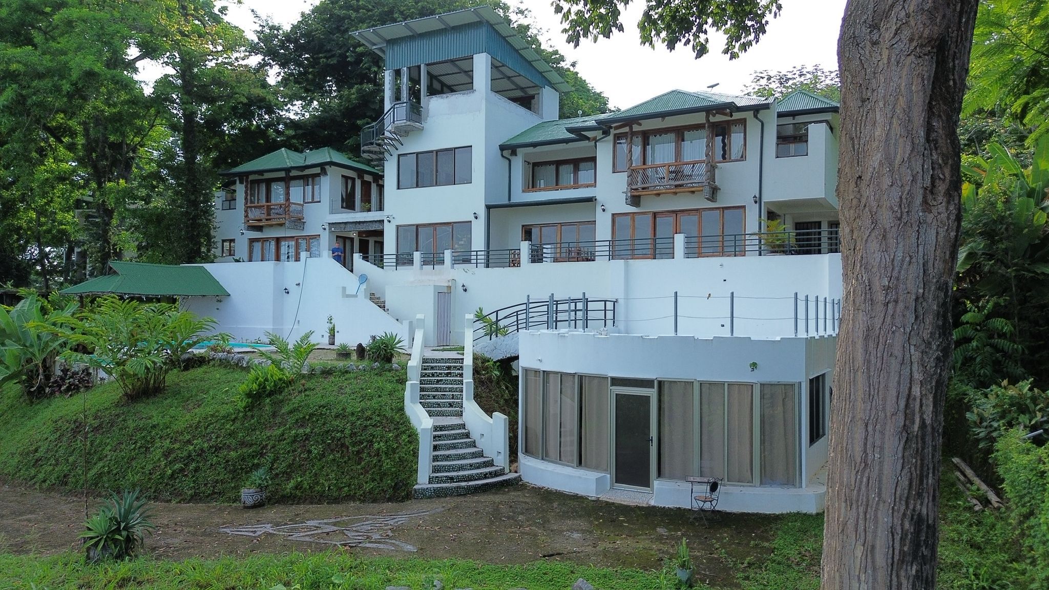 Large Ocean View Retreat Center w/ Restaurant | Freshly Remodeled | Room to expand