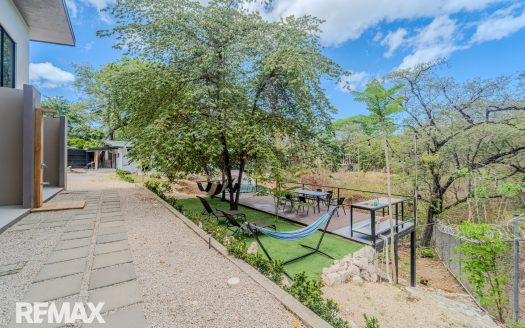 Turnkey Coastal Investment Opportunity in Downtown San Juanillo Guanacaste | REMAX