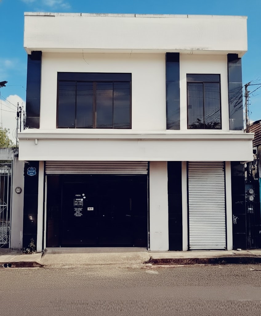 Turnkey Investment Opportunity – Commercial Building in Central Nicoya