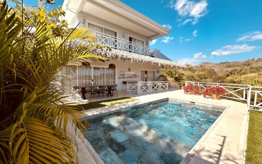 Villa Caribe – Luxury Ocean View Estate with Proven Rental Income in Sámara