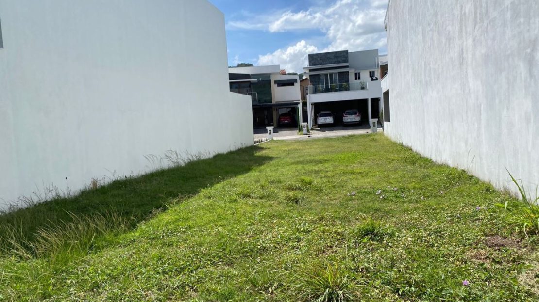 Lot #88 in Lusso Condominium – Ready to build!