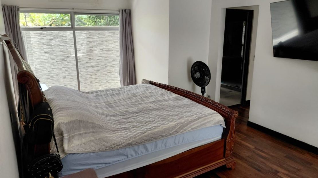 Exclusive Residence in Los Eliseos Condominium