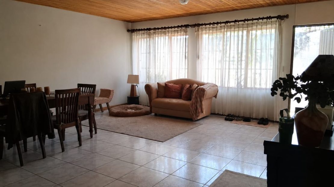 Beautiful Home – Excellent Opportunity