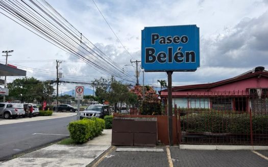High-Yield Investment at Paseo Belén Shopping Center