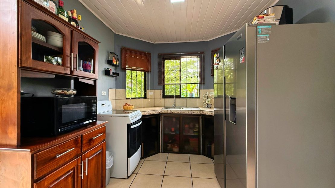 3 BR Family Home in General Viejo Perez Zeledon