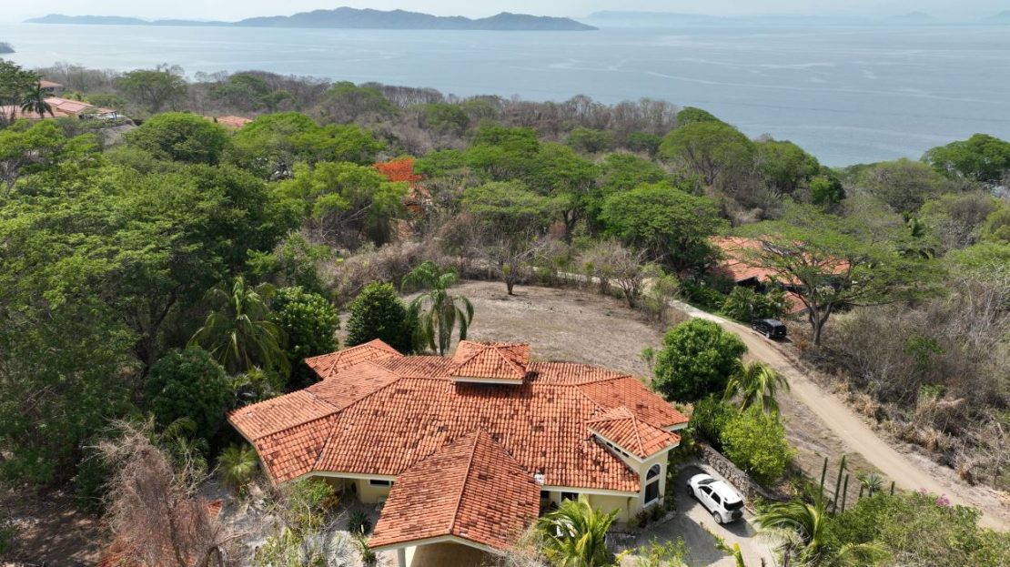 Ocean View Villa with Infinity Pool | 3 Bed Home in Villas Roma del Mar | Paquera