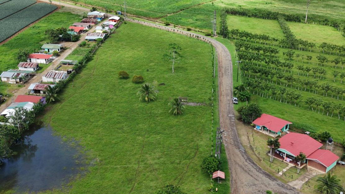 430 ft of Road Frontage