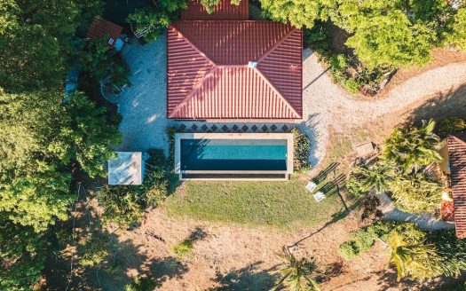 Panacea del Mar ~ Tropical Yoga Retreat with 7 Cabins and Ocean Views