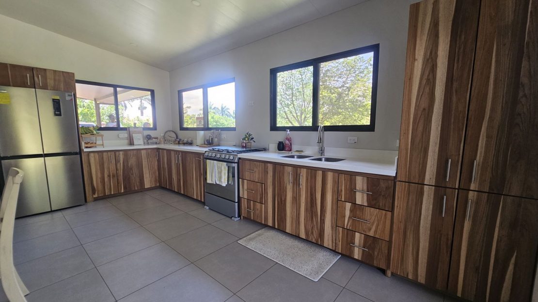 Single Level 3b/2ba home inside a peaceful residential gated community surrounded by nature and views