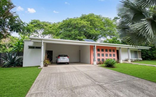 Single-Story Country Estate in La Garita, Alajuela – ¢72 Million Below Appraisal Value!