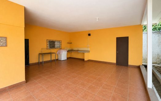 Prime Commercial & Investment Property at the Entrance of Playas del Coco