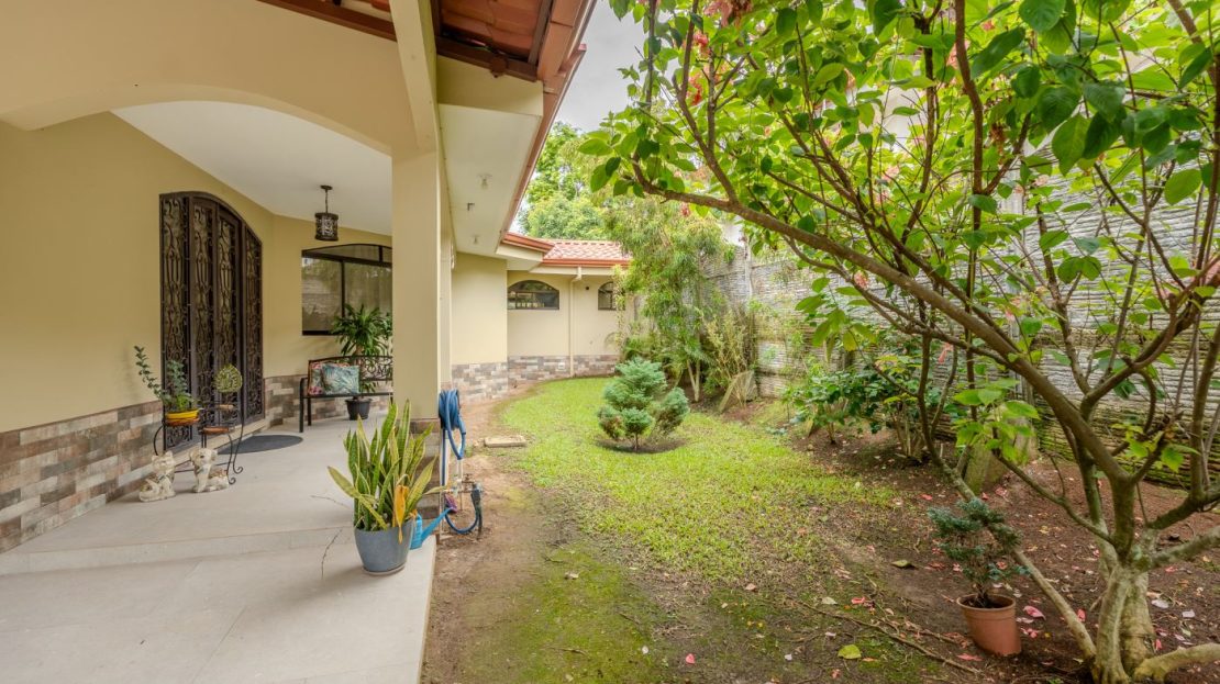 Costa Rica Real Estate