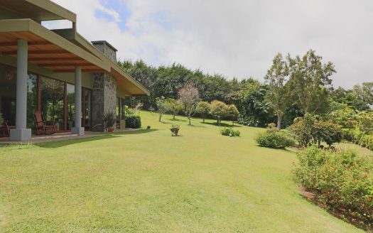 Estate for Sale Surrounded by Nature in San Isidro, Heredia