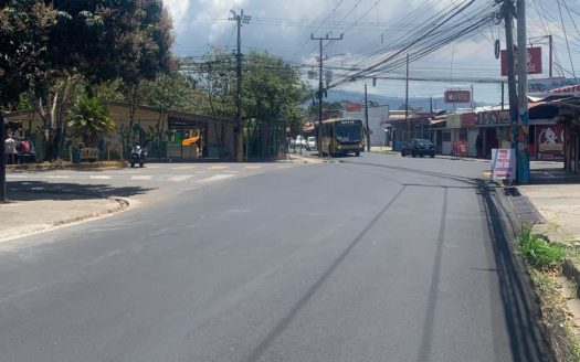 Property with Mixed-Use Zoning – Tibás