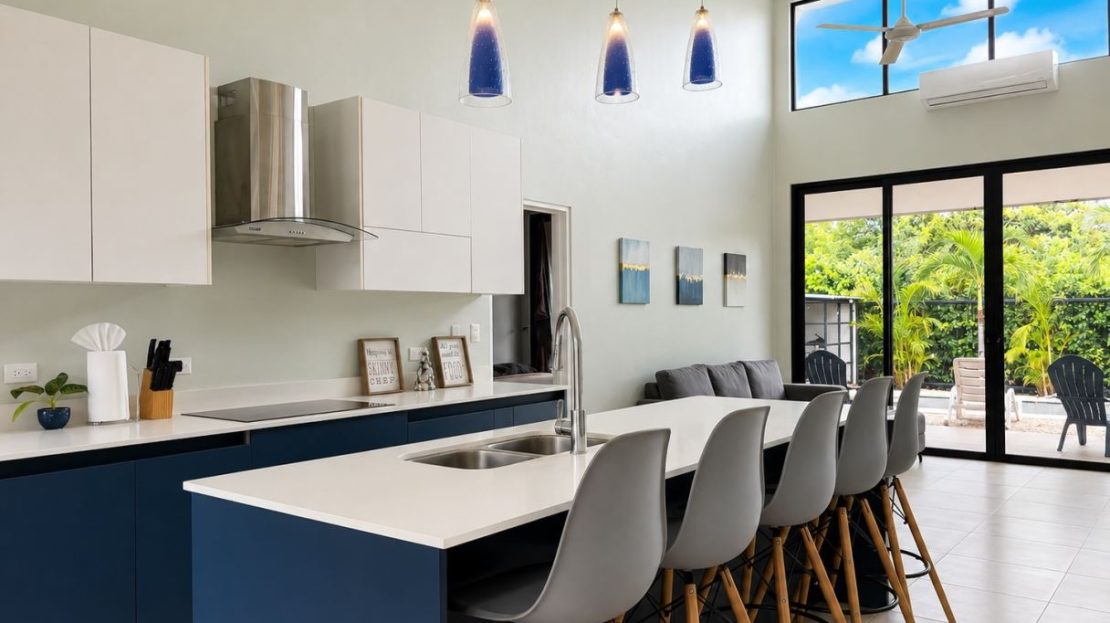 Casa Utopia ~ Modern Single-Level Home in Playa Potrero