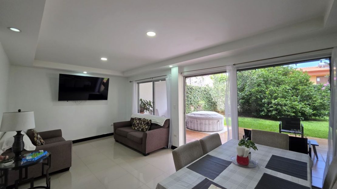and a prime location in Alajuela.