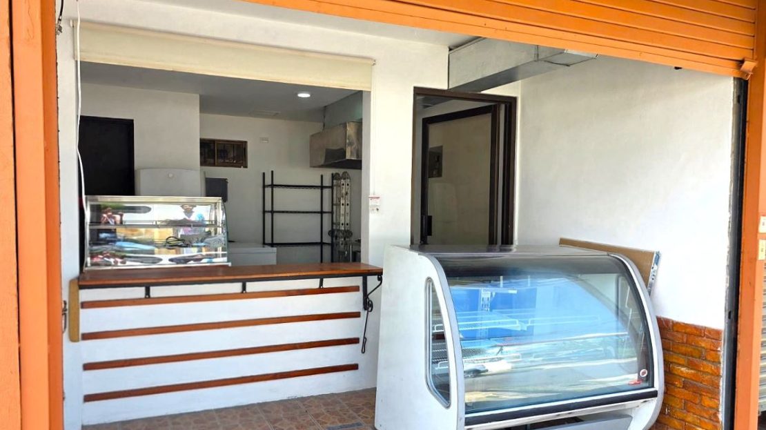 Heredia — Excellent investment opportunity with active income