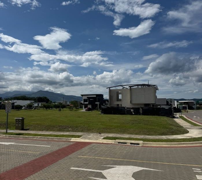 Lot for Sale in Las Mesetas Condominium – Hacienda Los Reyes