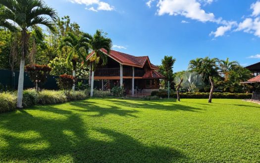 Turnkey Airbnb Property for sale with 3 Cabins Near La Fortuna