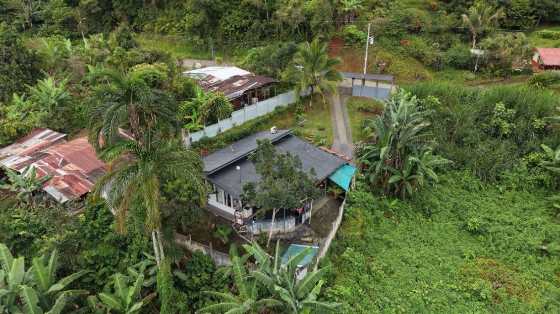 House with 494 m² Lot for Sale in Matasanos