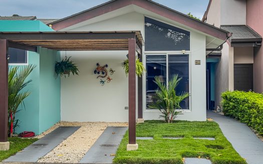 Beautiful 2-Bedroom Home in Ciudad del Mar – Jaco