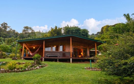Sustainable End of the Road Mountain Estate for sale near Chirripó National Park