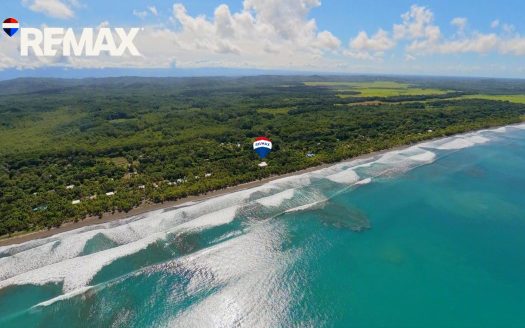 Beachfront Villa for Sale in Playa Zancudo, on the Golfo Dulce Costa Rica