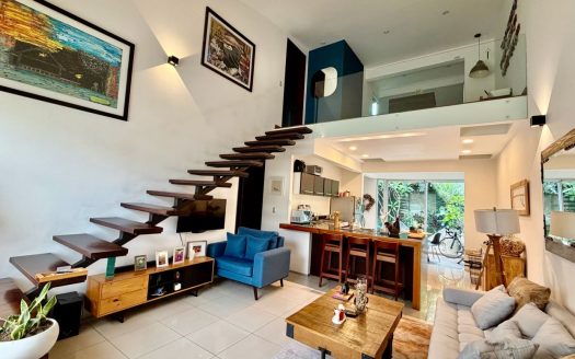 For Sale – Contemporary Home in an Exclusive Gated Community in Santa Ana