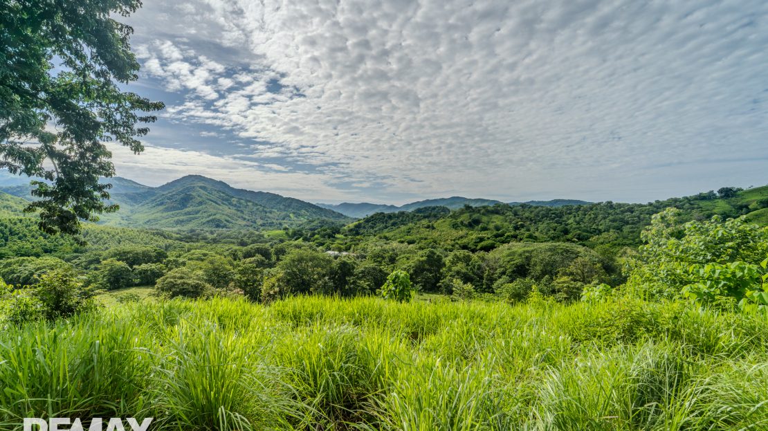 Santa Marta Mountain View Lot Guanacaste | REMAX