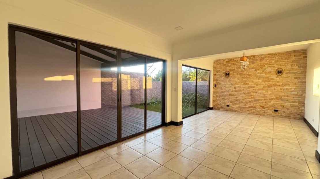 in Gated community I US$365