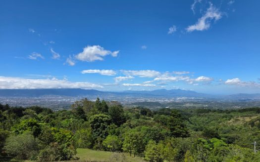 Lot for Sale in the Mountains of Heredia – 1.7 acres