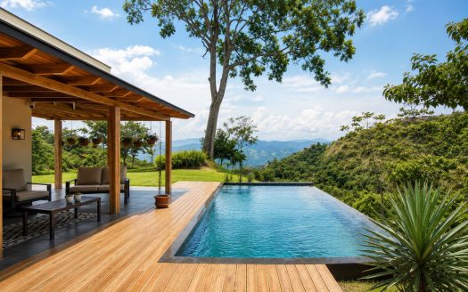 A Bali-Modern Retreat in the Hills of Atenas — Lomas Del Paraiso