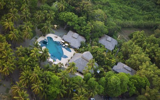 5 Houses, Beach Front, Price Reduced!!!!!!