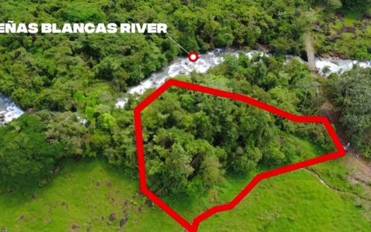 Land for Sale in Santa Elena Perez Zeledon: 2,000 sqm Riverfront Property near Peñas Blancas