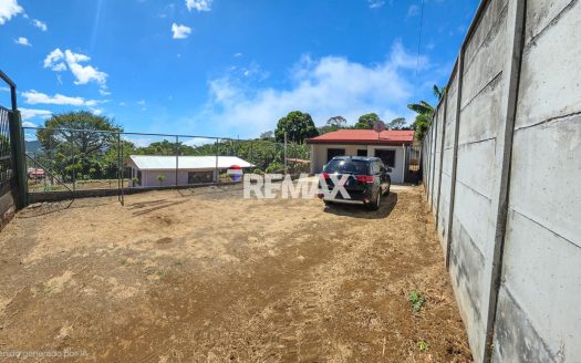 Investors! House for Sale in Naranjo – 3-Bedroom Move-in Ready $90,000 (¢ 40,000,000 cuarenta millones de colones)