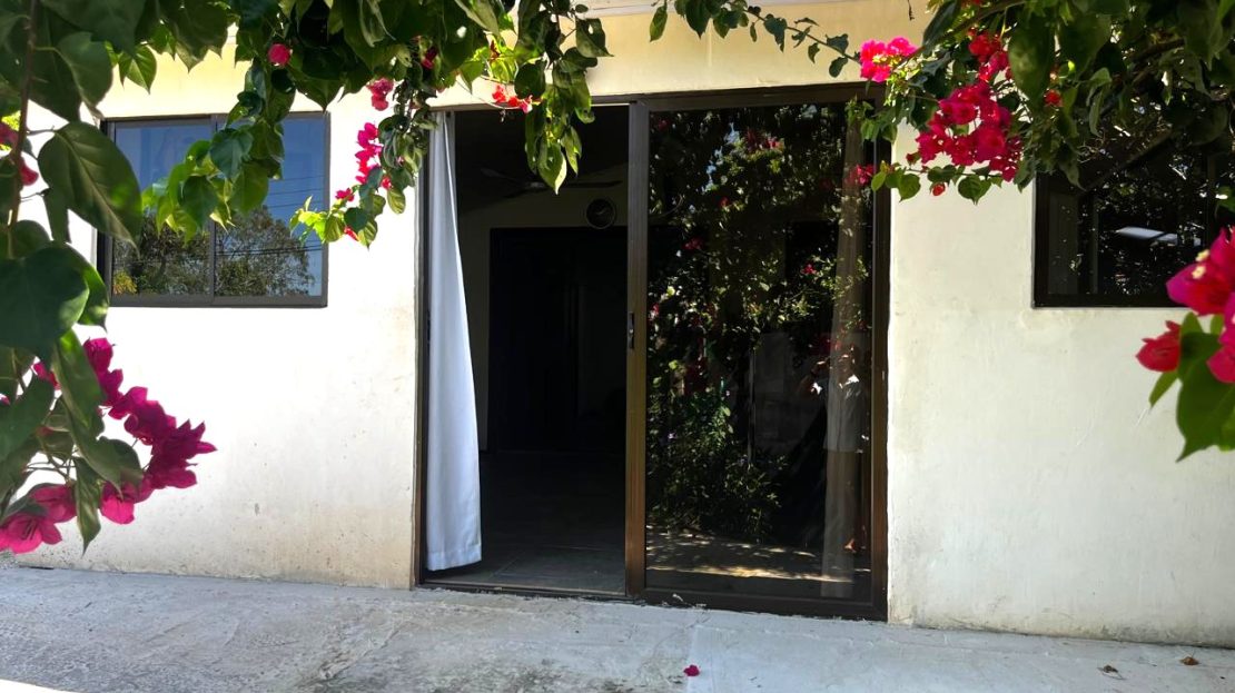 AFFORDABLE RENOVATED HOME WITH RENTAL POTENTIAL Guanacaste | REMAX