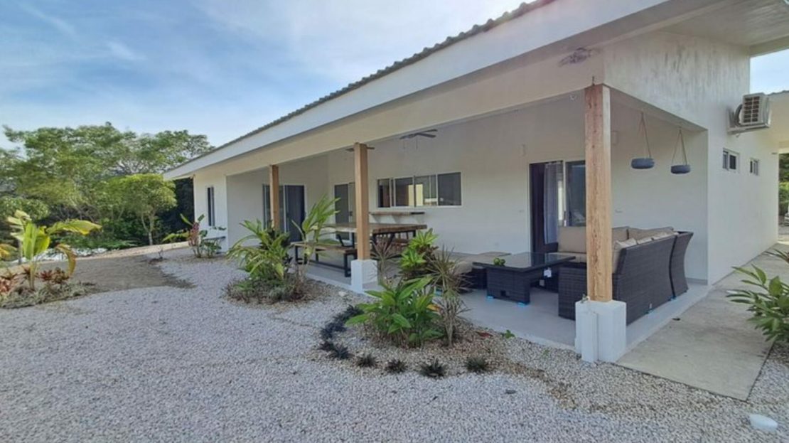 Casa Chakana – 1.47-Acre Tropical Retreat with Infinity Pool near Sámara